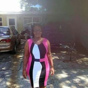 Meet your Posher, Sharon